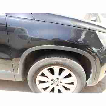 Recambio de aleta delantera derecha para volkswagen tiguan (5n_) 1.4 tsi referencia OEM IAM 5N0821106A  