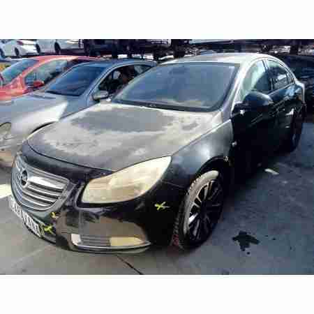 OPEL INSIGNIA BERLINA