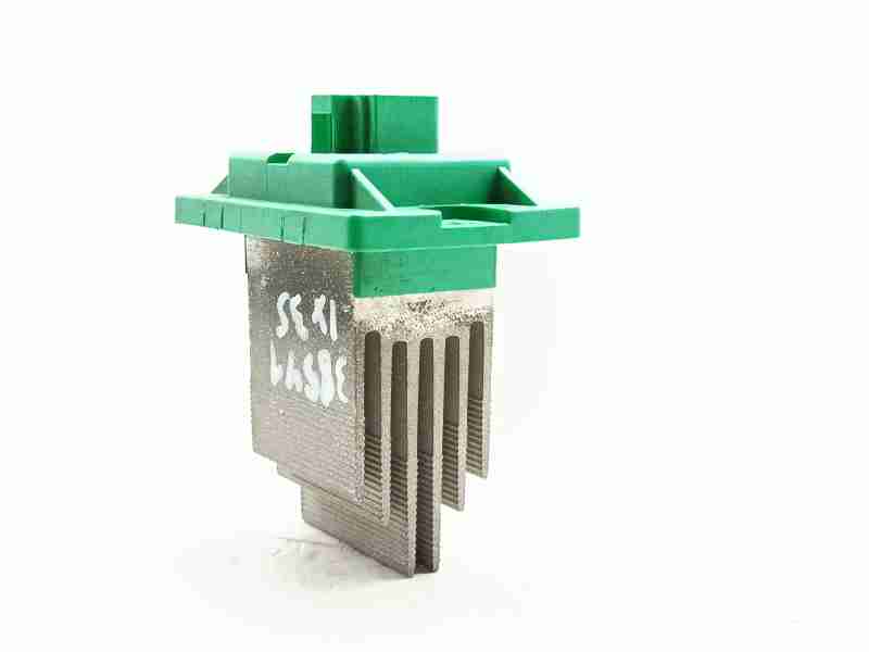 Recambio de resistencia calefaccion para hyundai ix35 tecno bluedrive 2wd referencia OEM IAM 972353SAA0  