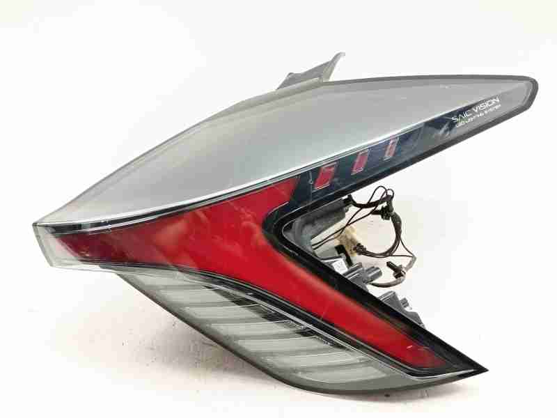 Recambio de piloto trasero derecho para mg 4 standard referencia OEM IAM 10976794  