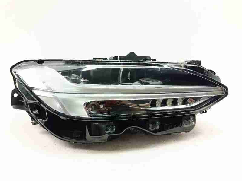 Recambio de faro derecho para volvo v90 ii station wagon (235) b4 mild-hybrid referencia OEM IAM 31386159  