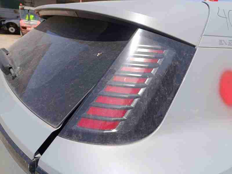 Recambio de piloto trasero derecho para volvo ex30 plus 2wd pure electric referencia OEM IAM 80038735  
