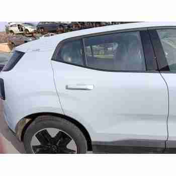 Recambio de puerta trasera derecha para volvo ex30 plus 2wd pure electric referencia OEM IAM 80009019  