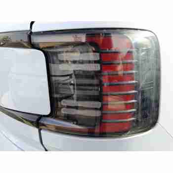 Recambio de piloto trasero derecho para volvo ex30 plus 2wd pure electric referencia OEM IAM 80044002  