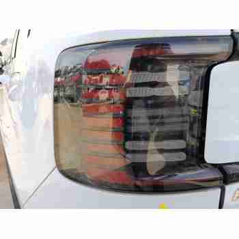 Recambio de piloto trasero izquierdo para volvo ex30 plus 2wd pure electric referencia OEM IAM 80044001  