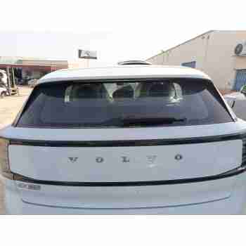 Recambio de porton trasero para volvo ex30 plus 2wd pure electric referencia OEM IAM 80010818  
