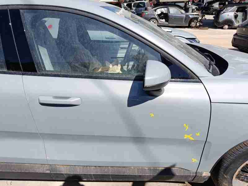 Recambio de puerta delantera derecha para volvo ex30 plus 2wd pure electric referencia OEM IAM 80009011  