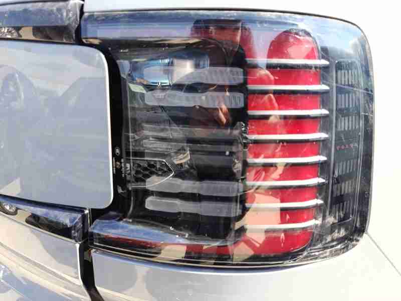 Recambio de piloto trasero derecho para volvo ex30 plus 2wd pure electric referencia OEM IAM 80044002  