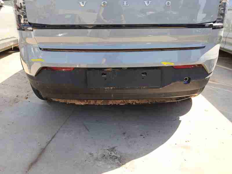 Recambio de paragolpes trasero para volvo ex30 plus 2wd pure electric referencia OEM IAM 80010947 / 80059641  