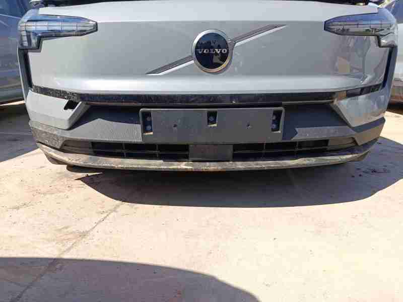 Recambio de paragolpes delantero para volvo ex30 plus 2wd pure electric referencia OEM IAM 80010944 / 80059653  