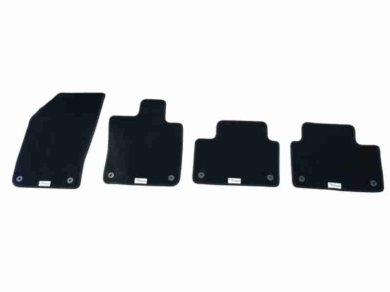 Recambio de juego alfombrillas para volvo v60 ii (225) b4 mild-hybrid referencia OEM IAM 32241804  