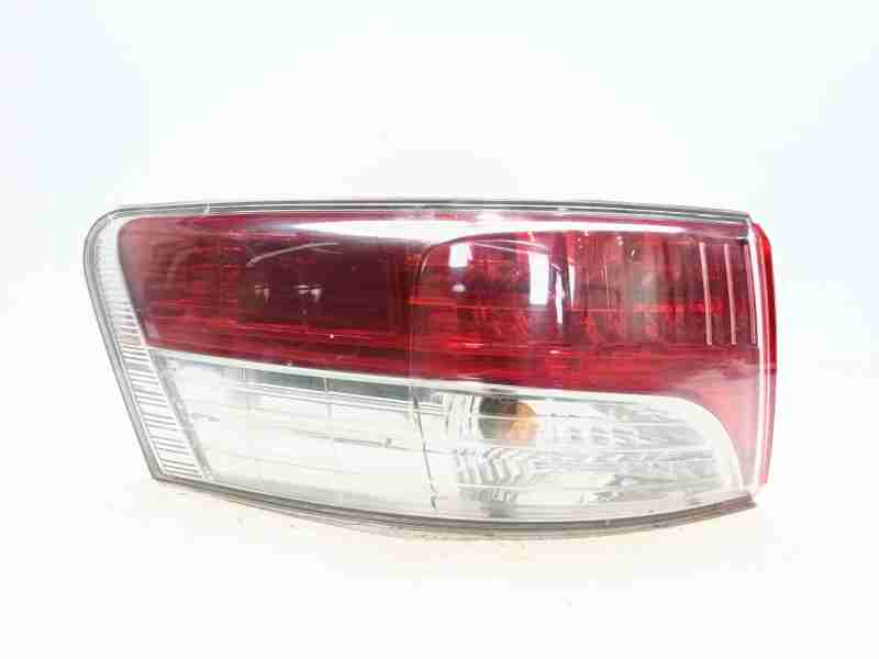 Recambio de piloto trasero izquierdo para toyota avensis (t27) active referencia OEM IAM 8156105270  