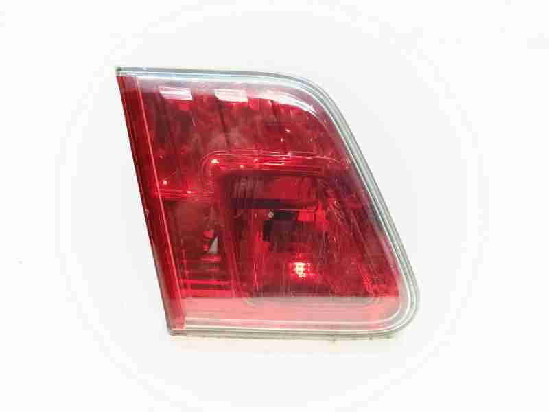 Recambio de piloto trasero izquierdo interior para toyota avensis (t27) active referencia OEM IAM 8159105090  