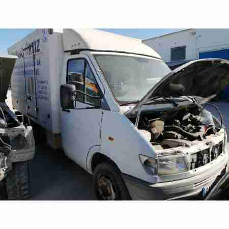 MERCEDES-BENZ SPRINTER (W901,W904) CAJA CERR.