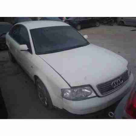 AUDI A6 BERLINA (4B2)