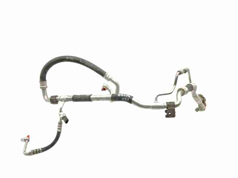 Recambio de tubos aire acondicionado para hyundai i30 cw cruise bluedrive referencia OEM IAM 97775A6750  