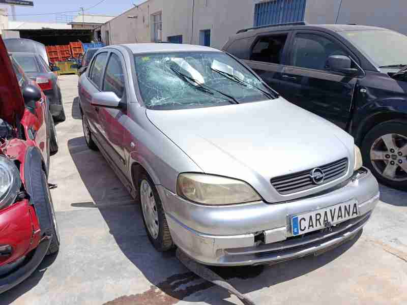 opel astra g hatchback (t98) del año 2001