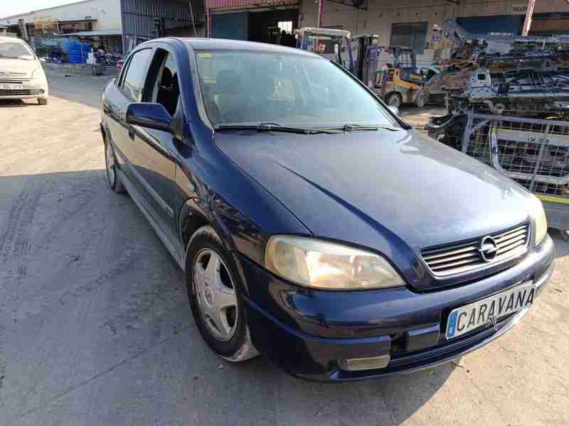 opel astra g sedán (t98) del año 2000