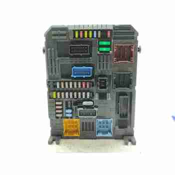 Recambio de caja reles / fusibles para citroën c4 grand picasso ii (da_, de_) 2.0 bluehdi 150 referencia OEM IAM 9819851480  