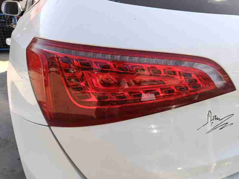 Recambio de piloto trasero izquierdo para audi q5 (8rb) 2.0 tdi quattro referencia OEM IAM 8R0945093A  