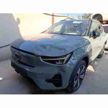 volvo xc40 (536) del año 2023