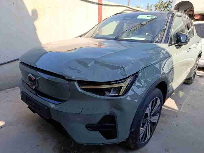 volvo xc40 (536) del año 2023