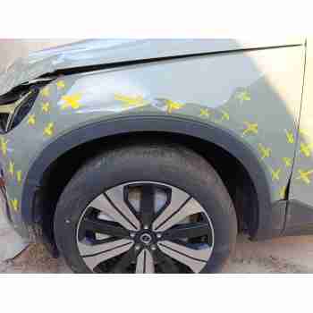 Recambio de aleta delantera izquierda para volvo xc40 (536) recharge referencia OEM IAM 31651217  