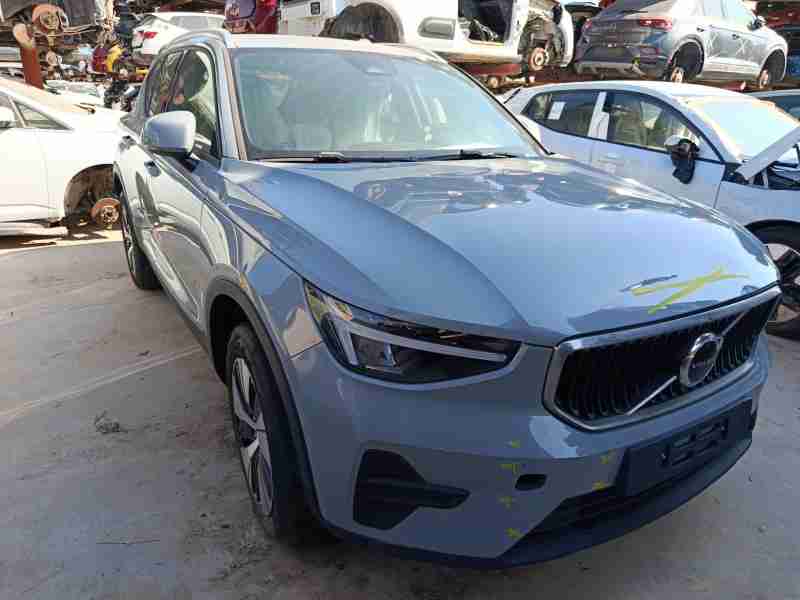 volvo xc40 (536) del año 2025