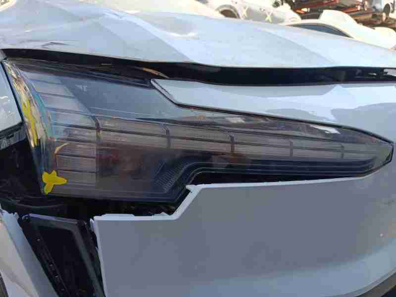 Recambio de faro derecho para volvo ex30 plus 2wd pure electric referencia OEM IAM 80000618  