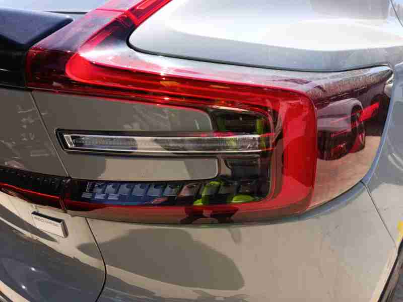 Recambio de piloto trasero derecho para volvo c40 (539) recharge referencia OEM IAM 32365671  
