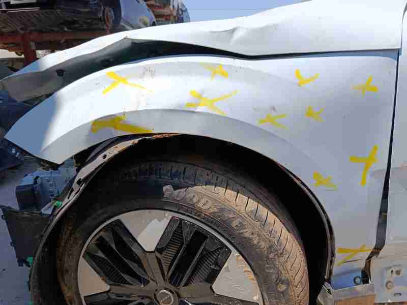 Recambio de aleta delantera izquierda para volvo ex30 plus 2wd pure electric referencia OEM IAM 80009031  