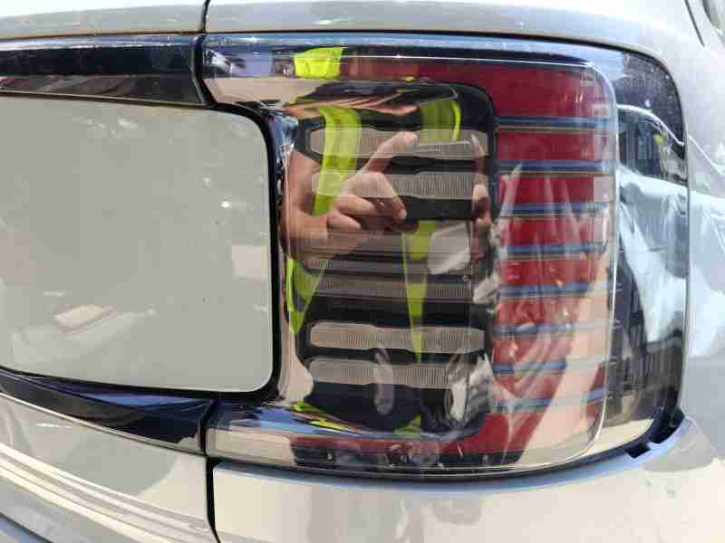 Recambio de piloto trasero derecho para volvo ex30 plus 2wd pure electric referencia OEM IAM 80044002  