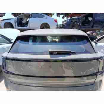Recambio de porton trasero para volvo ex30 plus 2wd pure electric referencia OEM IAM 80010818  