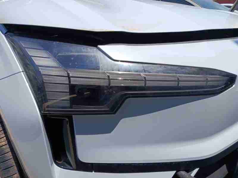 Recambio de faro derecho para volvo ex30 plus 2wd pure electric referencia OEM IAM 80000618  