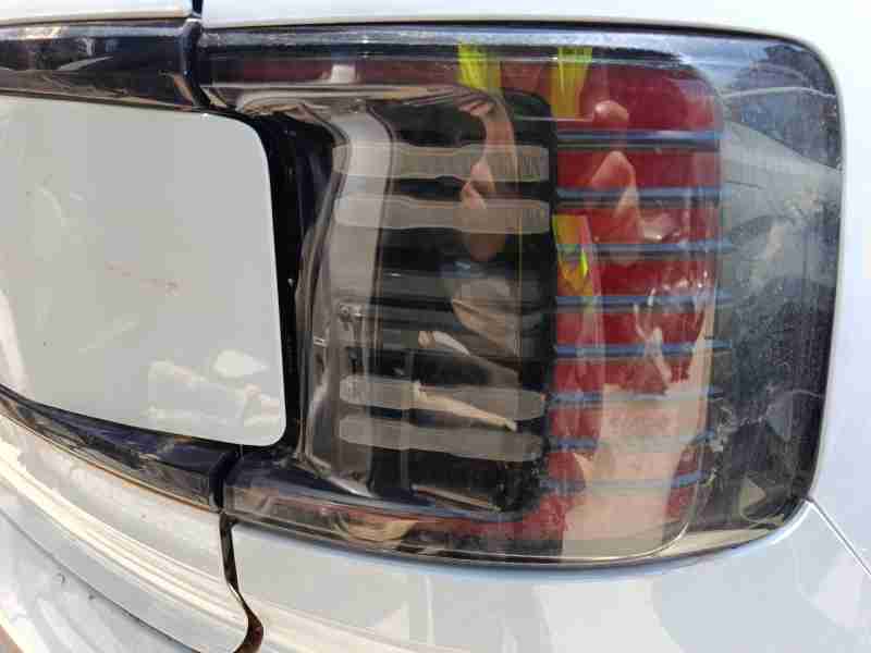 Recambio de piloto trasero derecho para volvo ex30 plus 2wd pure electric referencia OEM IAM 80044002  