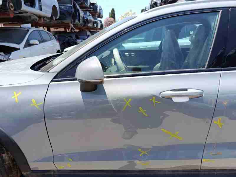 Recambio de puerta delantera izquierda para volvo v60 ii cross country (227) b4 mild-hybrid awd referencia OEM IAM 32351558  