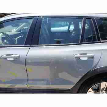 Recambio de puerta trasera izquierda para volvo v60 ii cross country (227) b4 mild-hybrid awd referencia OEM IAM 31693068  