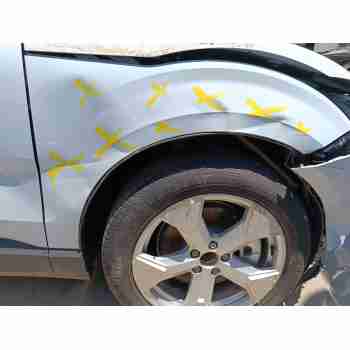 Recambio de aleta delantera derecha para volvo ex30 plus 2wd pure electric referencia OEM IAM 80009029  