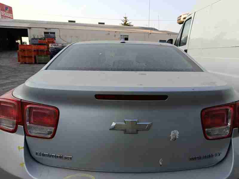 Recambio de porton trasero para chevrolet malibu lt+ referencia OEM IAM   