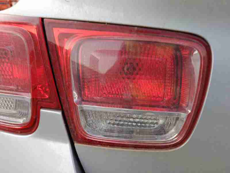 Recambio de piloto trasero izquierdo interior para chevrolet malibu lt+ referencia OEM IAM 23452385  