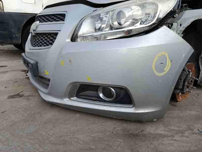 Recambio de paragolpes delantero para chevrolet malibu lt+ referencia OEM IAM 22990602  