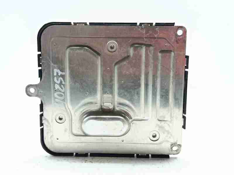 Recambio de modulo electronico para volvo xc60 ii (246) b4 mild-hybrid referencia OEM IAM 32337413  