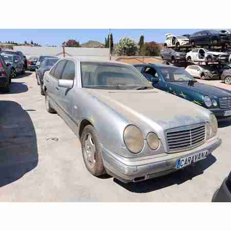 MERCEDES-BENZ CLASE E (W210)