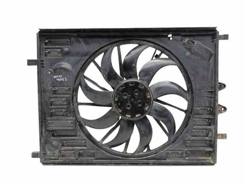 Recambio de electroventilador para volvo xc60 ii (246) b4 mild-hybrid referencia OEM IAM 31493262  