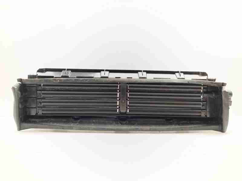 Recambio de rejilla delantera para volvo xc60 ii (246) b4 mild-hybrid referencia OEM IAM 32244782  