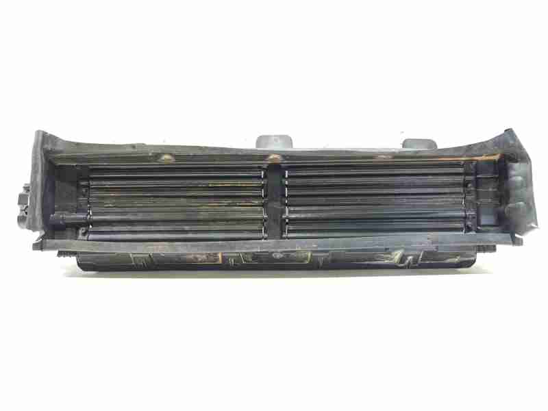 Recambio de rejilla delantera para volvo xc60 ii (246) b4 mild-hybrid referencia OEM IAM 32244782  