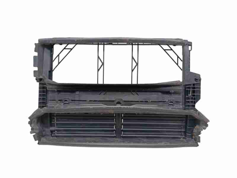 Recambio de soporte radiador para volvo v60 ii (225) b4 mild-hybrid referencia OEM IAM 31657366  