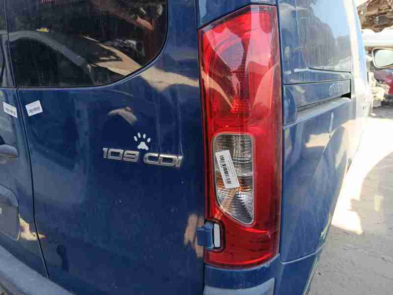 Recambio de piloto trasero derecho para mercedes-benz citan monospace (w415) 109 cdi (415.703) referencia OEM IAM 4159062700  