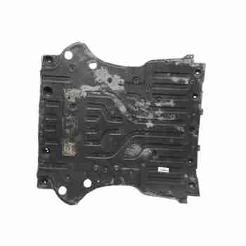 Recambio de cubrecarter para volvo ex30 plus 2wd pure electric referencia OEM IAM 80017057  