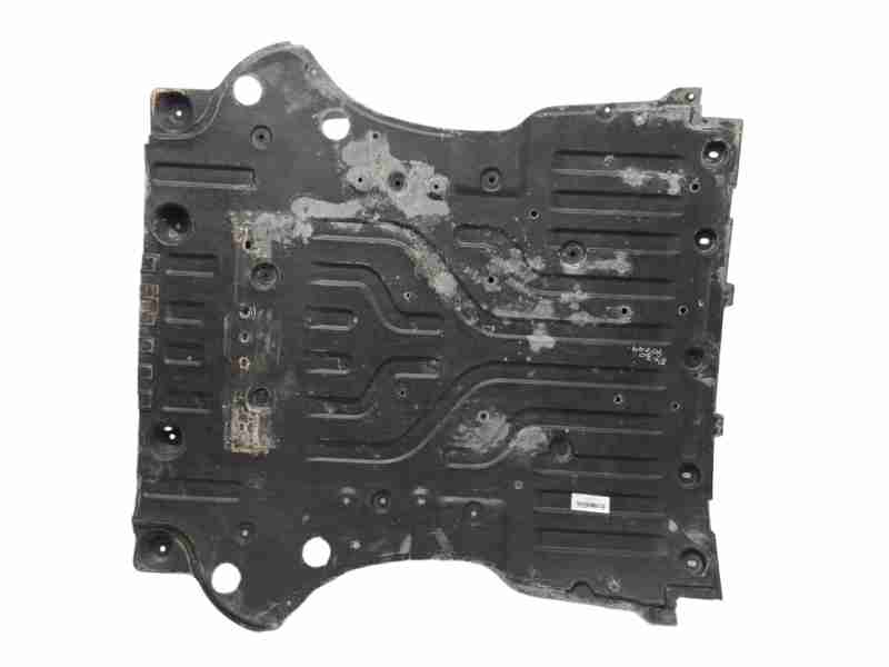 Recambio de cubrecarter para volvo ex30 plus 2wd pure electric referencia OEM IAM 80017057  